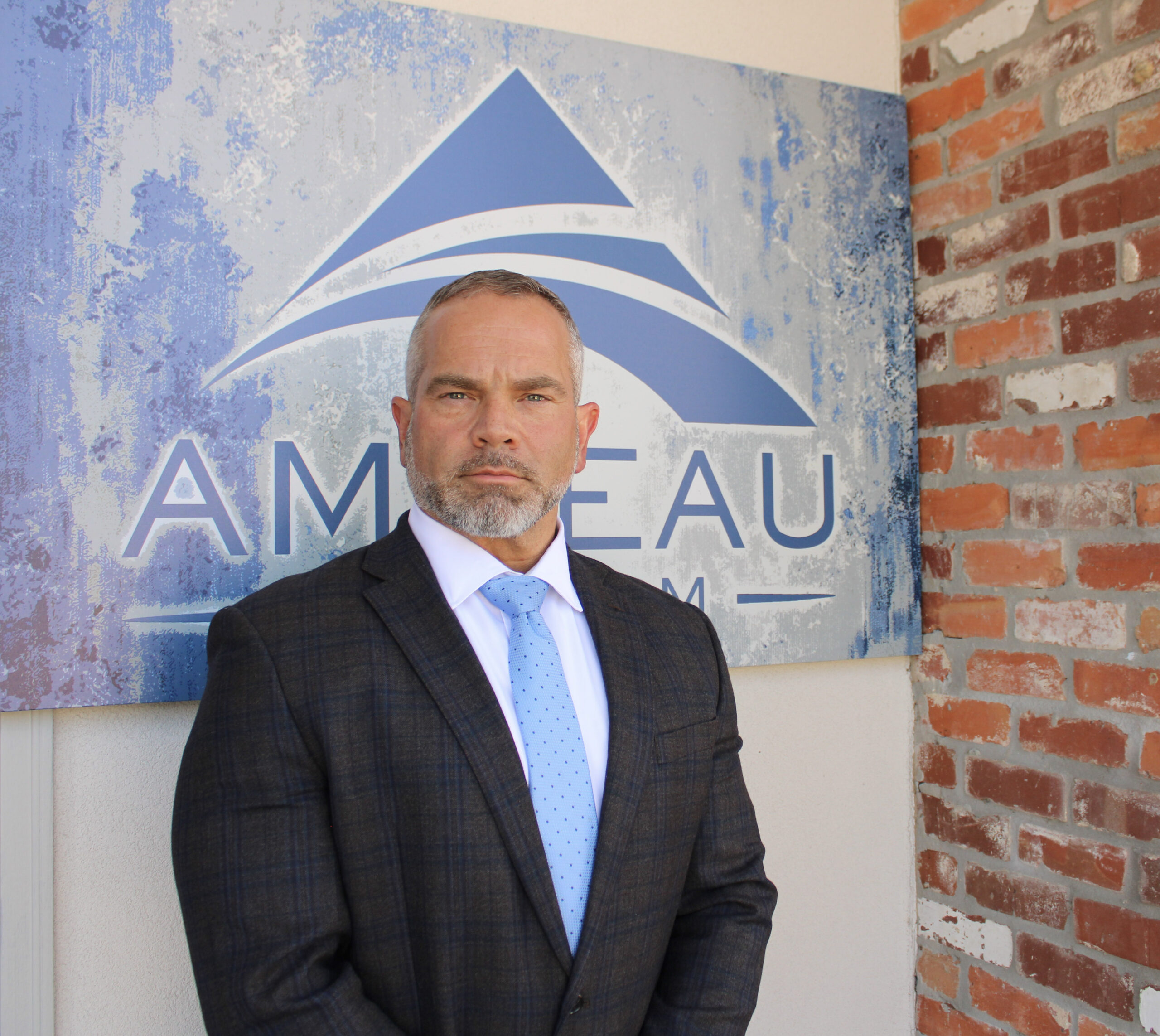 Jarrett Ambeau, court-qualified forensic DNA expert witness, at Ambeau Forensics